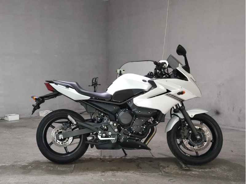 Yamaha XJ6 Diversion S 2016
