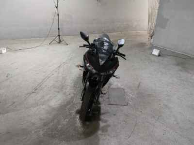 Yamaha YZF-R25 2018