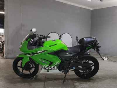 Kawasaki Ninja 250R 2012