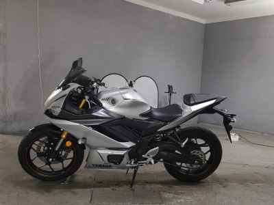 Yamaha YZF-R25 2020