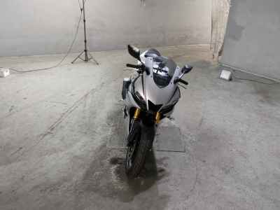 Yamaha YZF-R25 2020