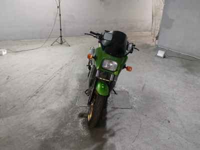 Kawasaki GPZ900R 1998