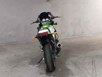 Kawasaki GPZ900R 1998