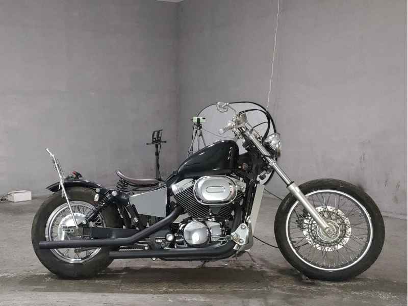 Honda Shadow 750 Slasher 2001