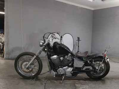 Honda Shadow 750 Slasher 2001