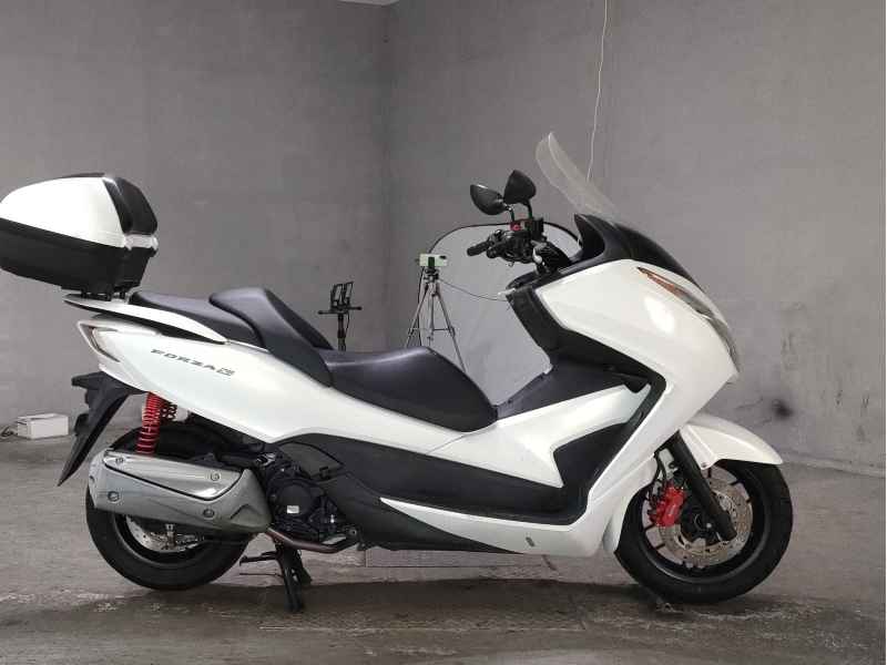 Honda Forza SI 2016
