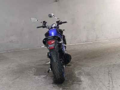 Suzuki Gladius SFV400 2011