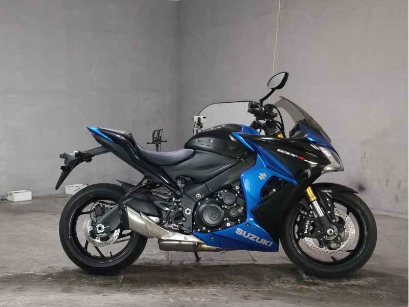 Suzuki GSX-S1000F 2021