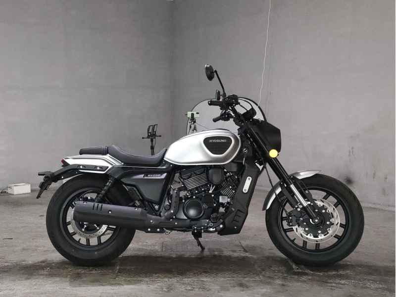 Hyosung GV250 2022