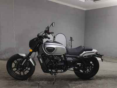 Hyosung GV250 2022