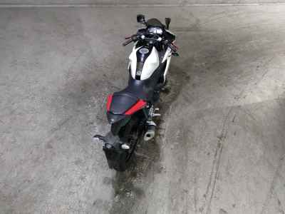 Yamaha YZF-R25 2016