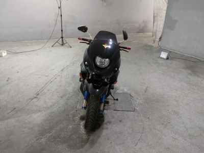 Honda X4 1999