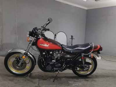 Kawasaki Z1 900 Super FOUR 2024