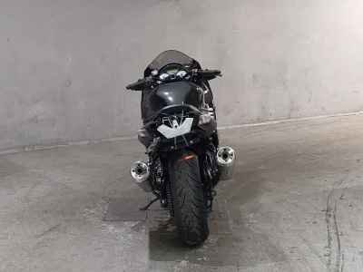 Kawasaki ZZR1400 2008