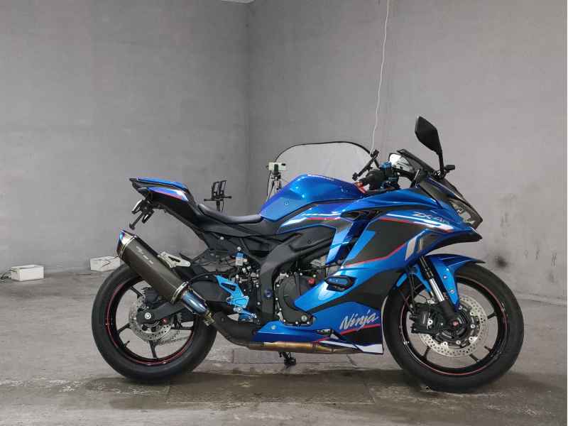 Kawasaki Ninja ZX-4RR 2024
