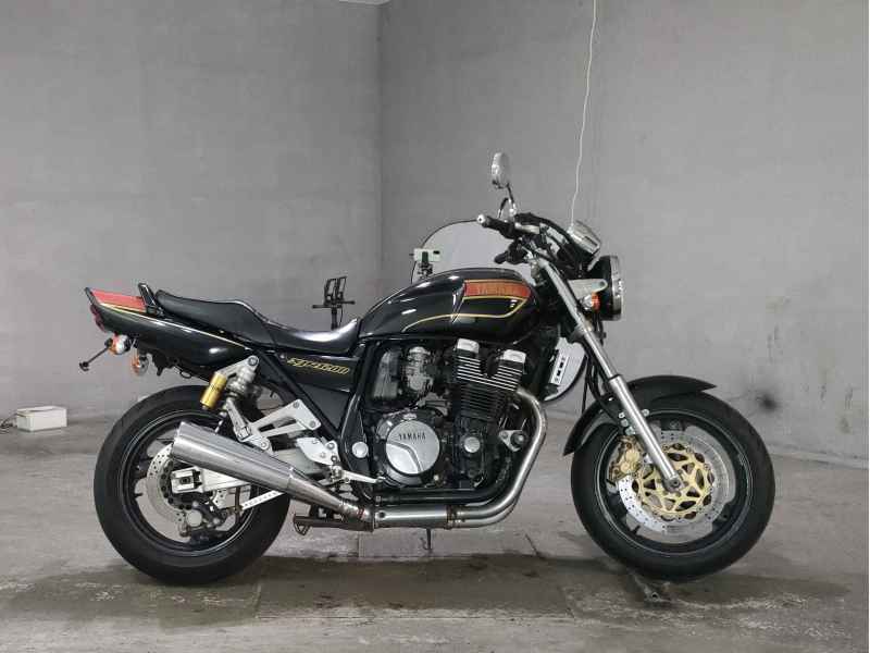 Yamaha XJR1200 1995