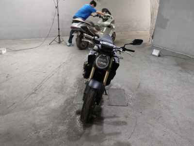 Honda CB650R 2024