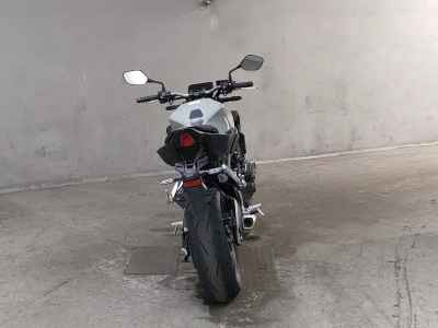 Honda CB650R 2024