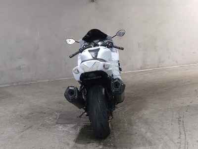 Kawasaki Ninja ZX-14R 2014