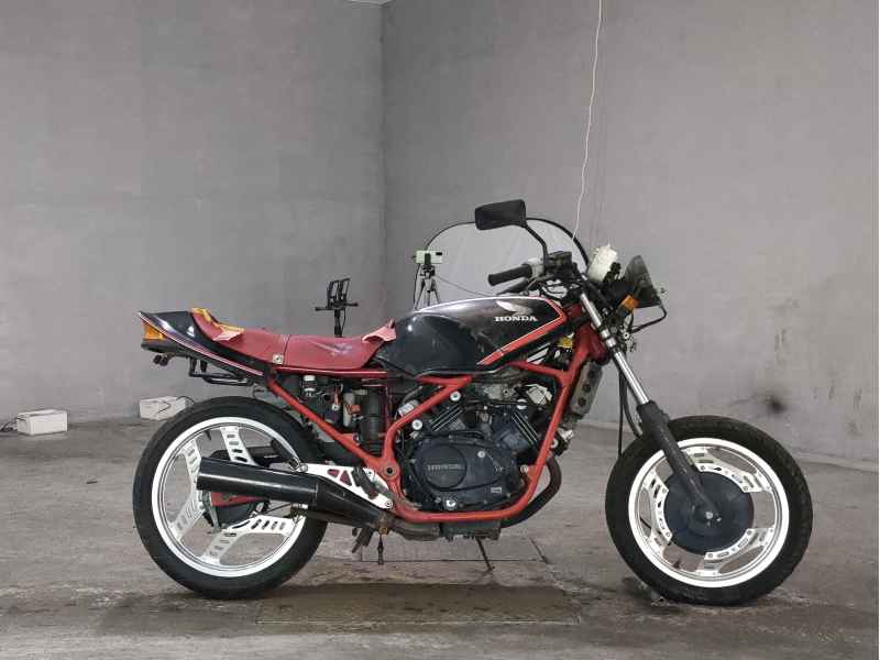 Honda VT250F Xelvis 1982
