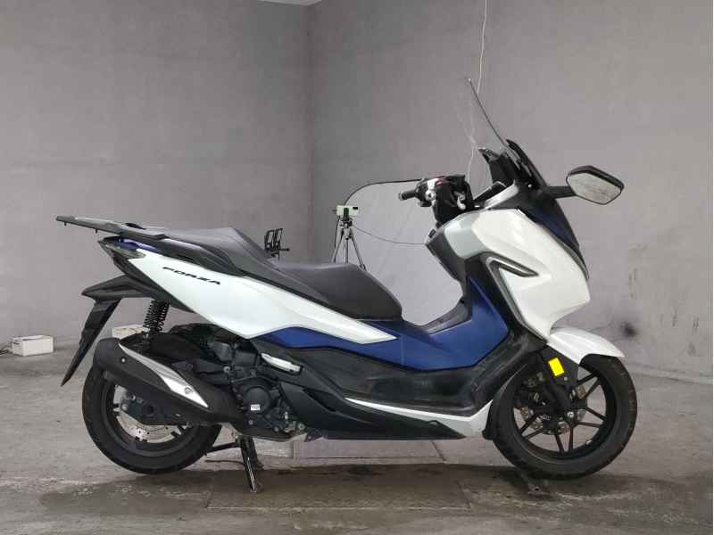 Honda Forza 2018
