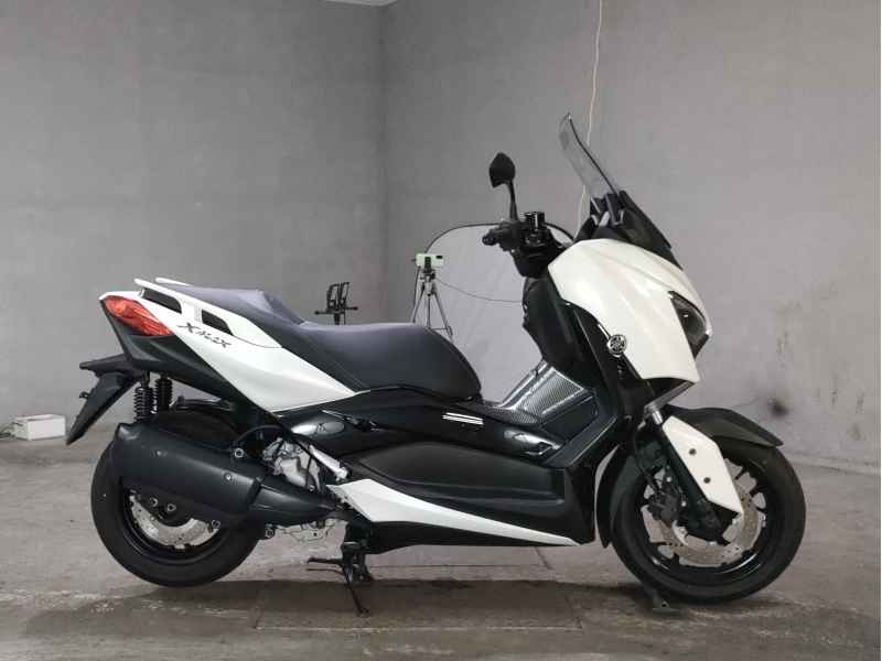 Yamaha XMAX 250 2022