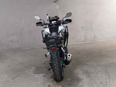 Honda CB400X 2023