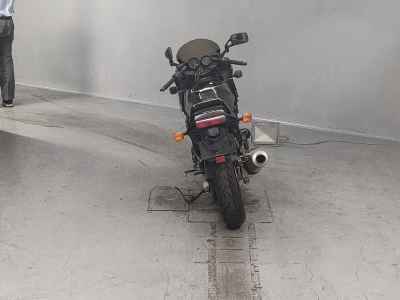 Kawasaki GPZ900R 1990