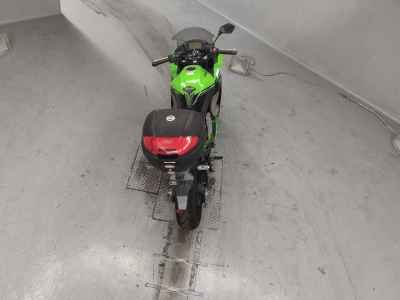 Kawasaki Ninja 400R 2012