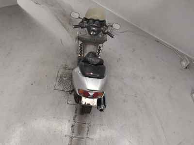 Honda Forza 2000