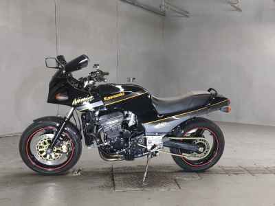 Kawasaki GPZ900R 1991