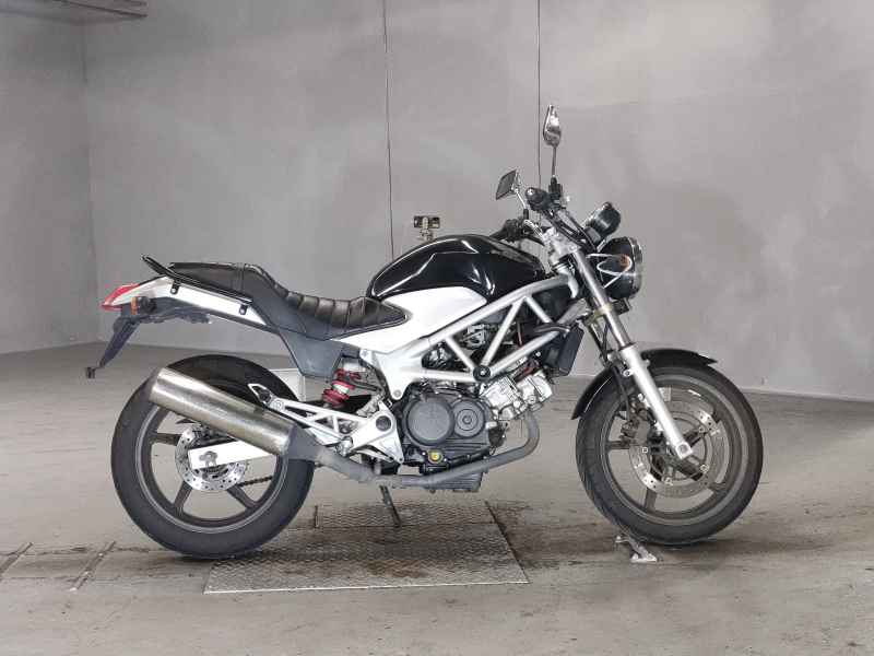 Honda VTR250 2009