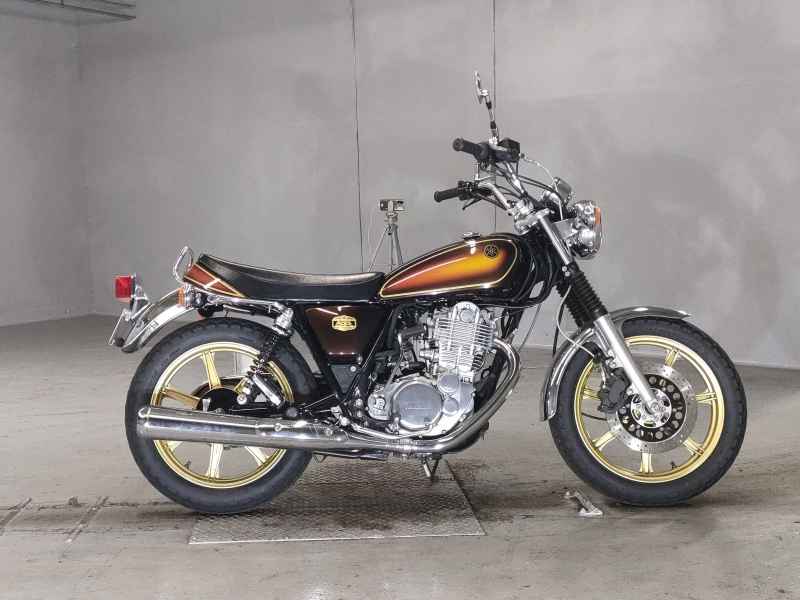 Yamaha SR400 2019