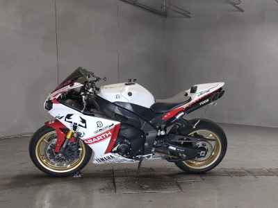 Yamaha YZF-R1 2012