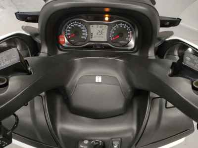 Suzuki Skywave 650LX 2016