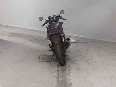 Yamaha XJR400 2008