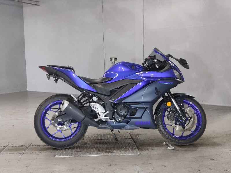 Yamaha YZF-R25 2022