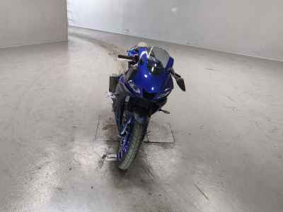 Yamaha YZF-R25 2022