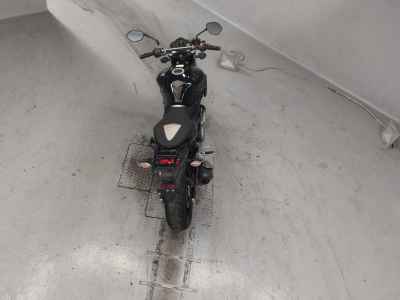Suzuki Gladius SFV400 2013