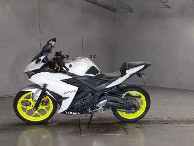 Yamaha YZF-R3 2018