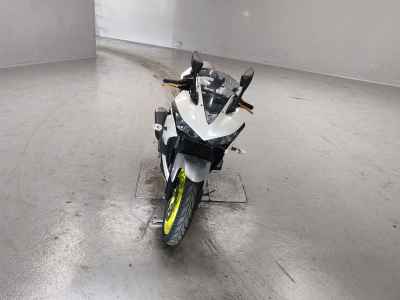 Yamaha YZF-R3 2018