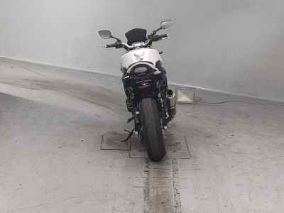 Suzuki GSR750 2014