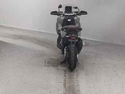 Honda X-Adv 750 2024