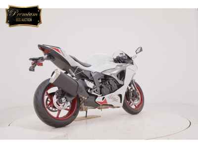 Kawasaki ZX-6R 2025