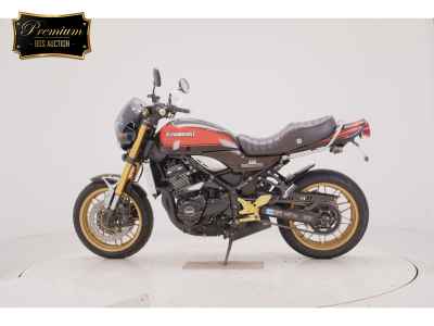 Kawasaki Z900RS 2022