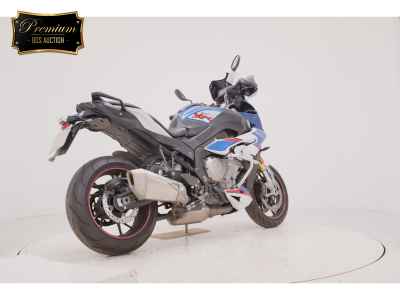 BMW S1000XR 2019