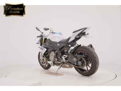 BMW S1000R 1991