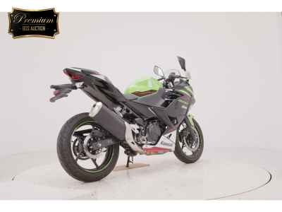 Kawasaki Ninja 400 2022