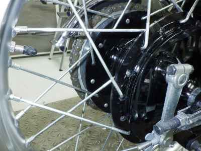 Yamaha SR400 2022