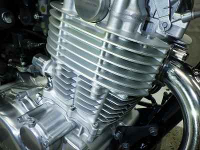 Yamaha SR400 2022